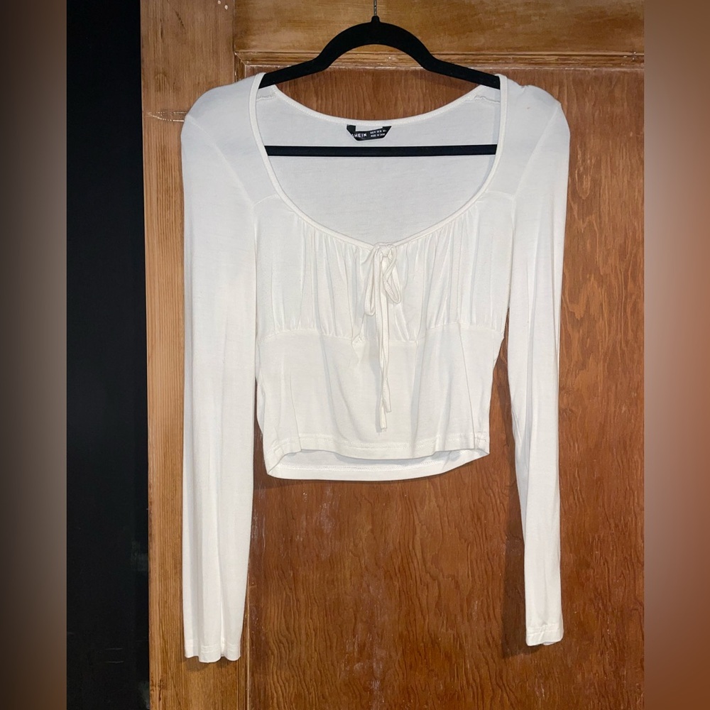 Front Tie Longsleeve Blouse